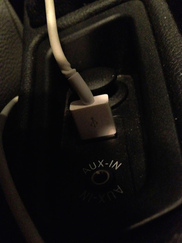 BMW ActiveE USB aux connector plug. (same as a BMW “1 Series” sedan)